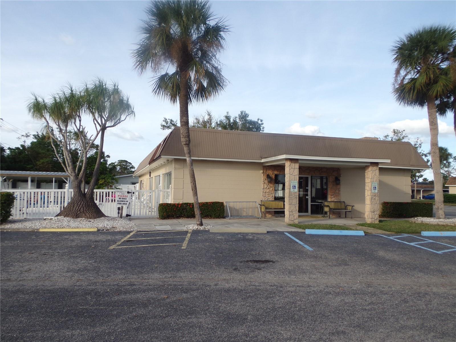 670 PARK CIR, BRADENTON, FL, 34207