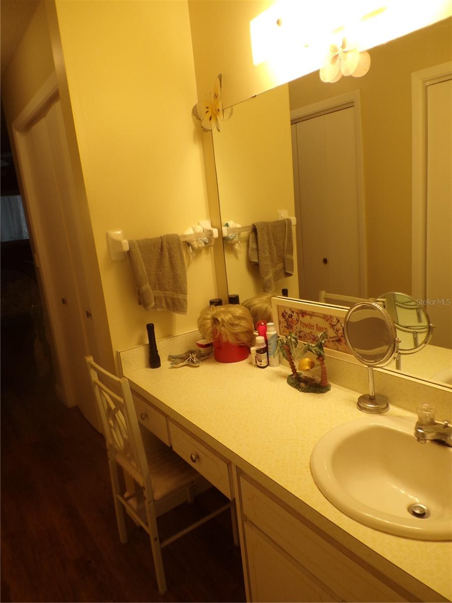 670 PARK CIR, BRADENTON, FL, 34207