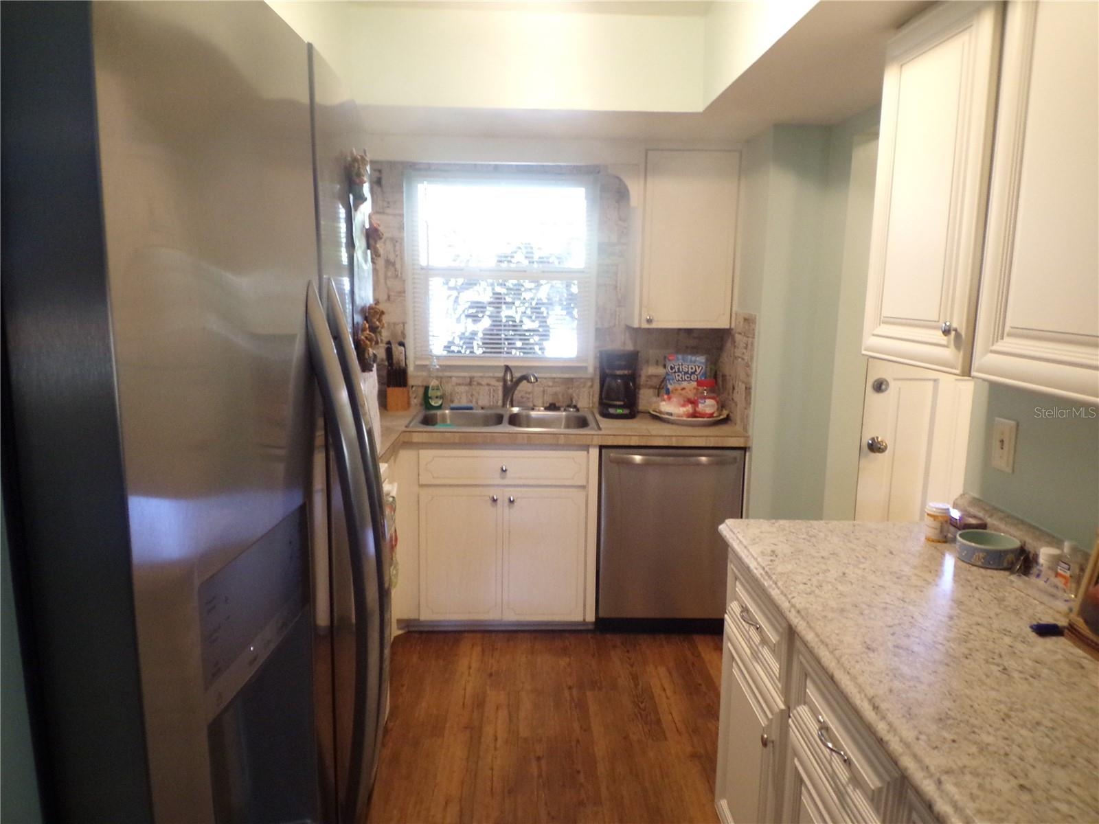 670 PARK CIR, BRADENTON, FL, 34207