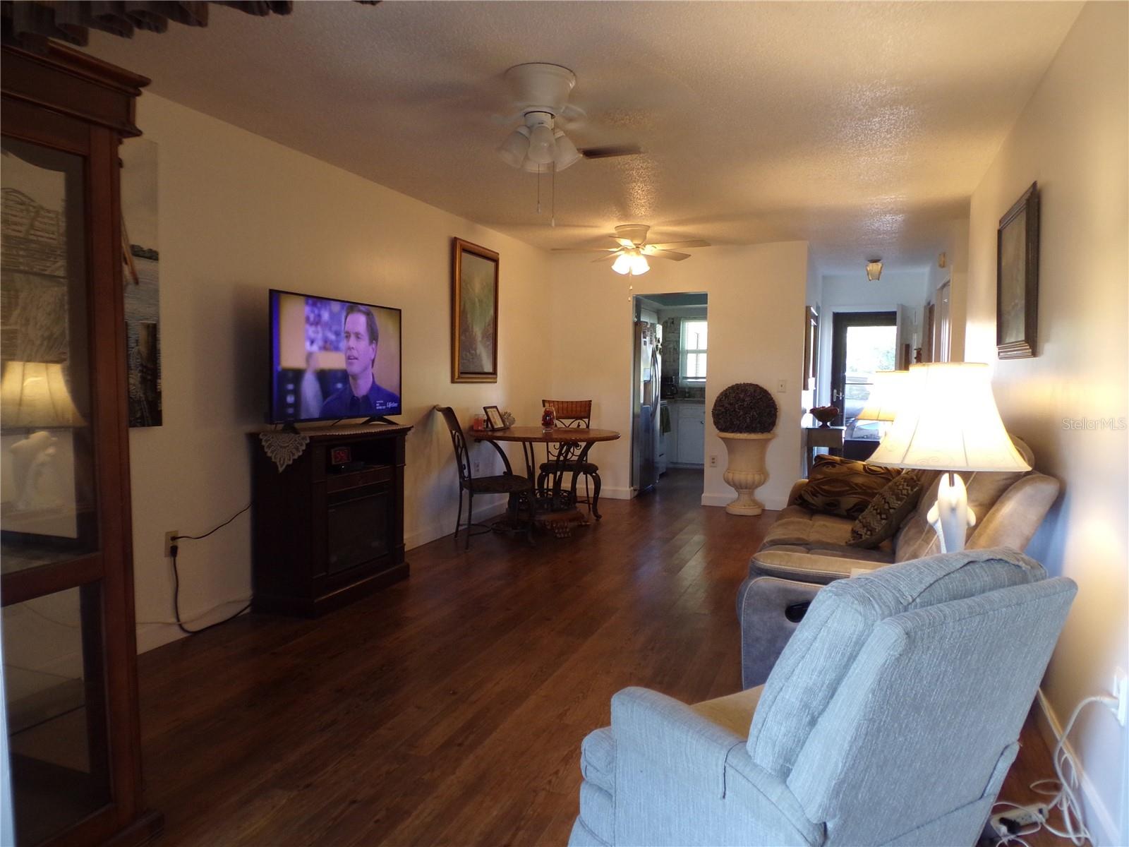 670 PARK CIR, BRADENTON, FL, 34207