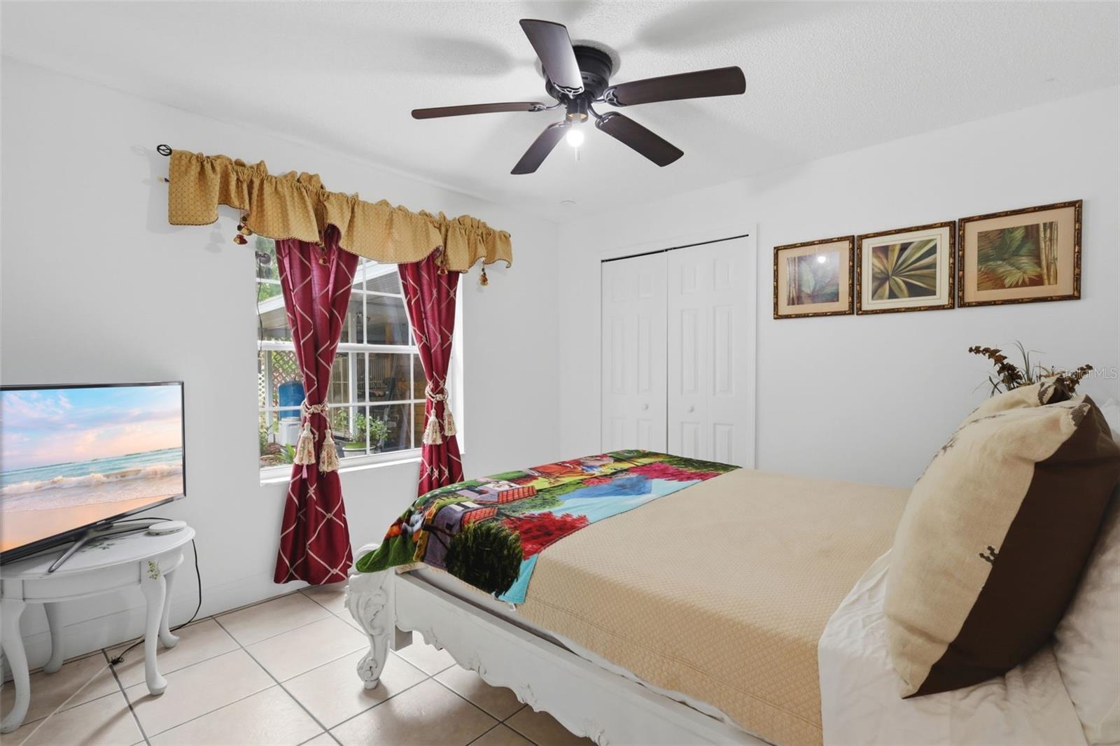 1898 BLACKWELDER RD, DE LEON SPRINGS, FL, 32130