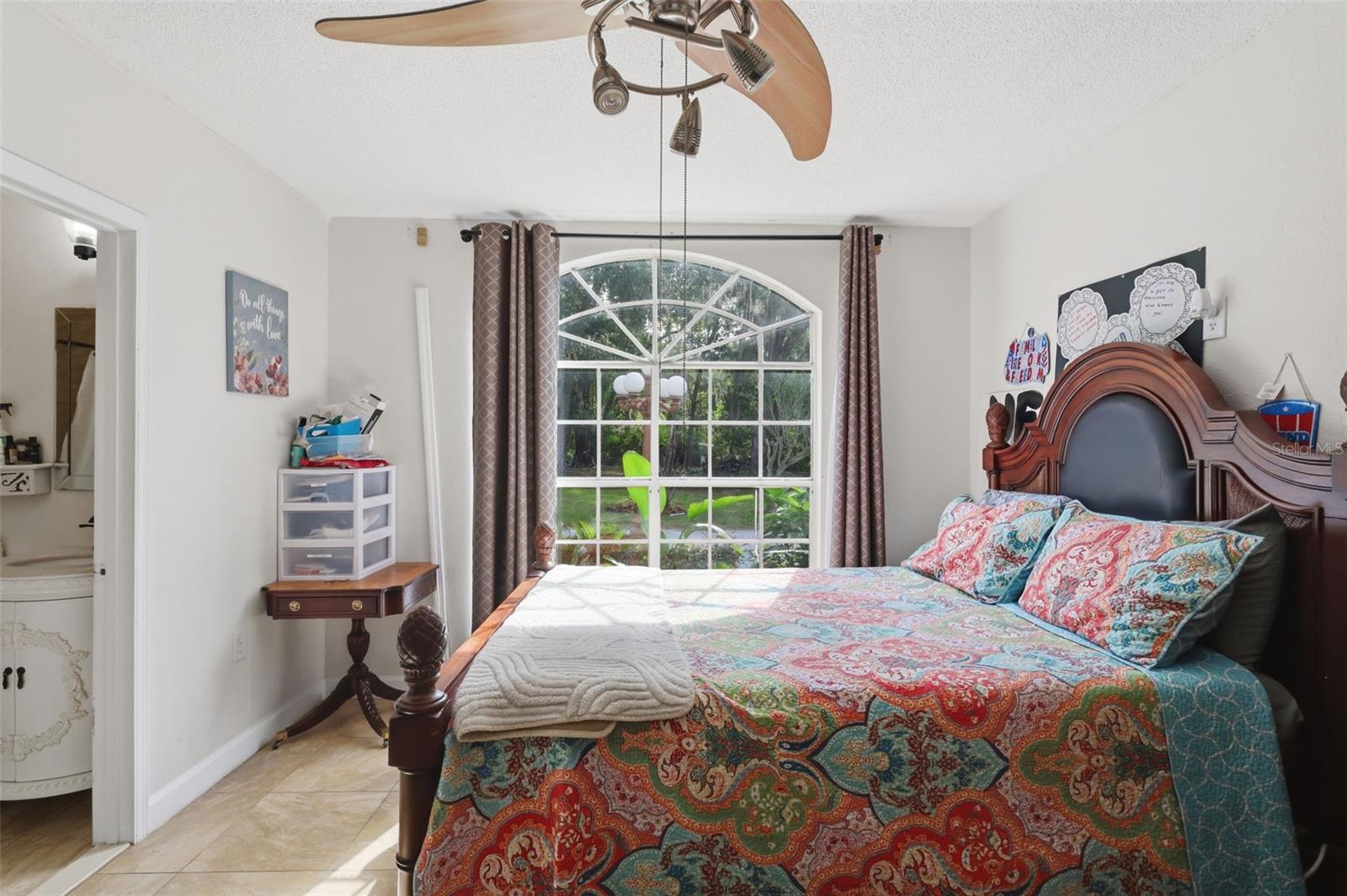 1898 BLACKWELDER RD, DE LEON SPRINGS, FL, 32130