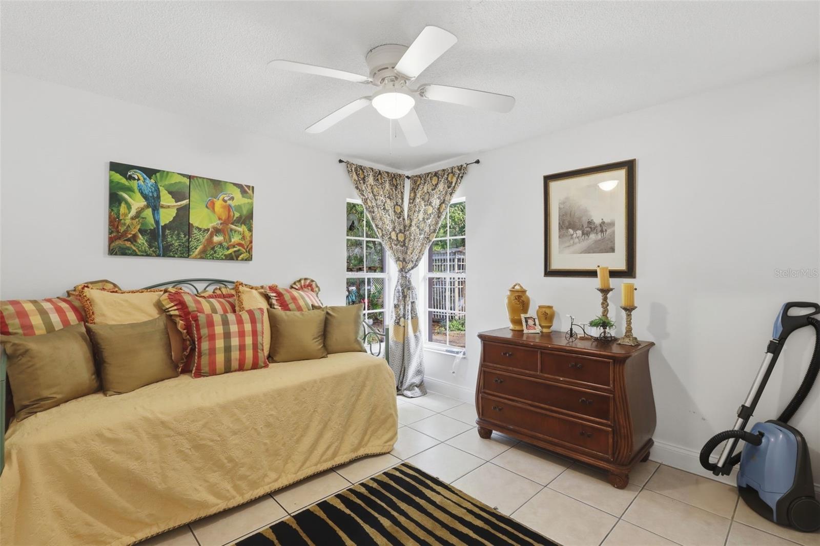 1898 BLACKWELDER RD, DE LEON SPRINGS, FL, 32130
