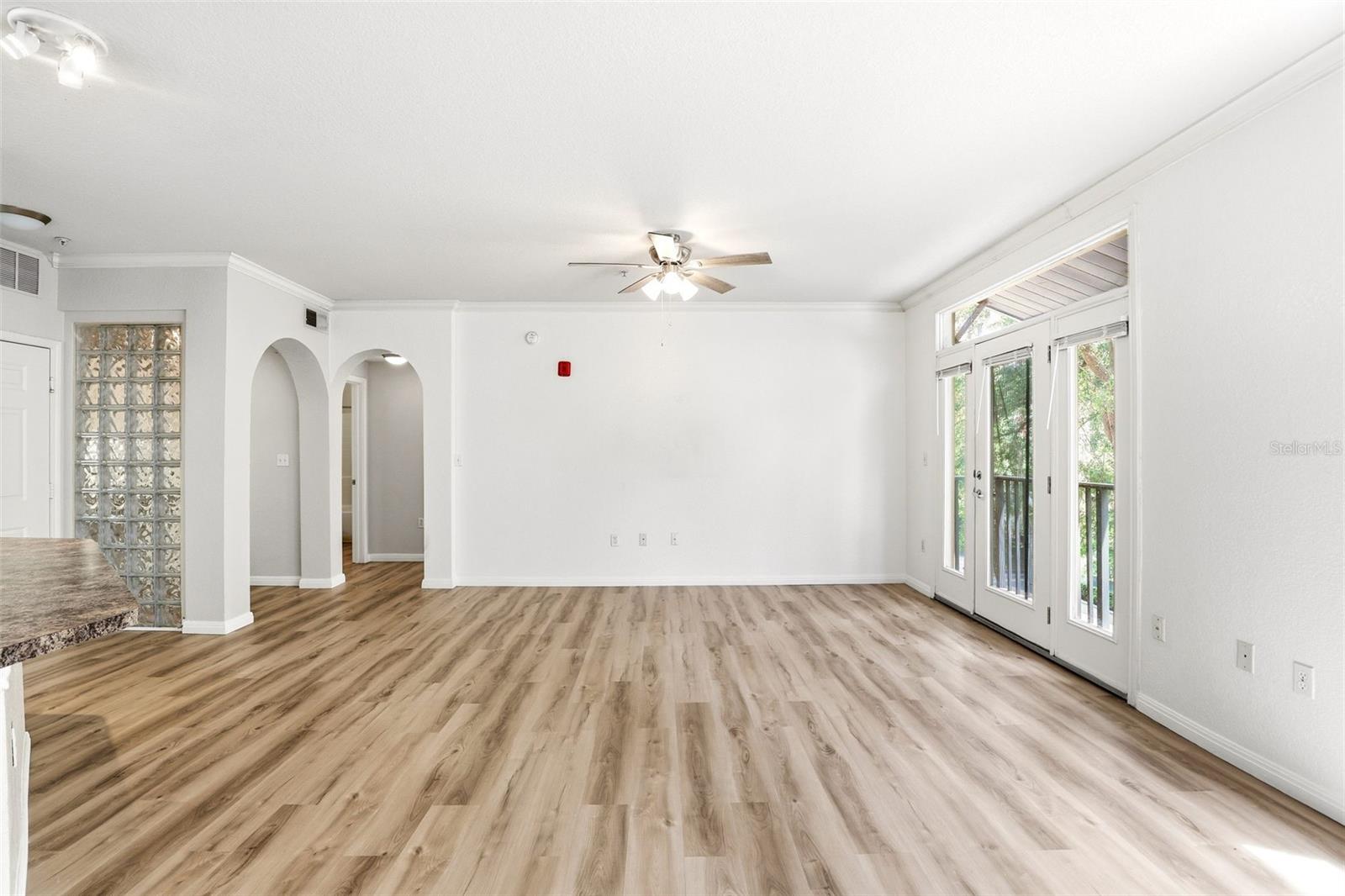 911 N ORANGE AVE #321, ORLANDO, FL, 32801
