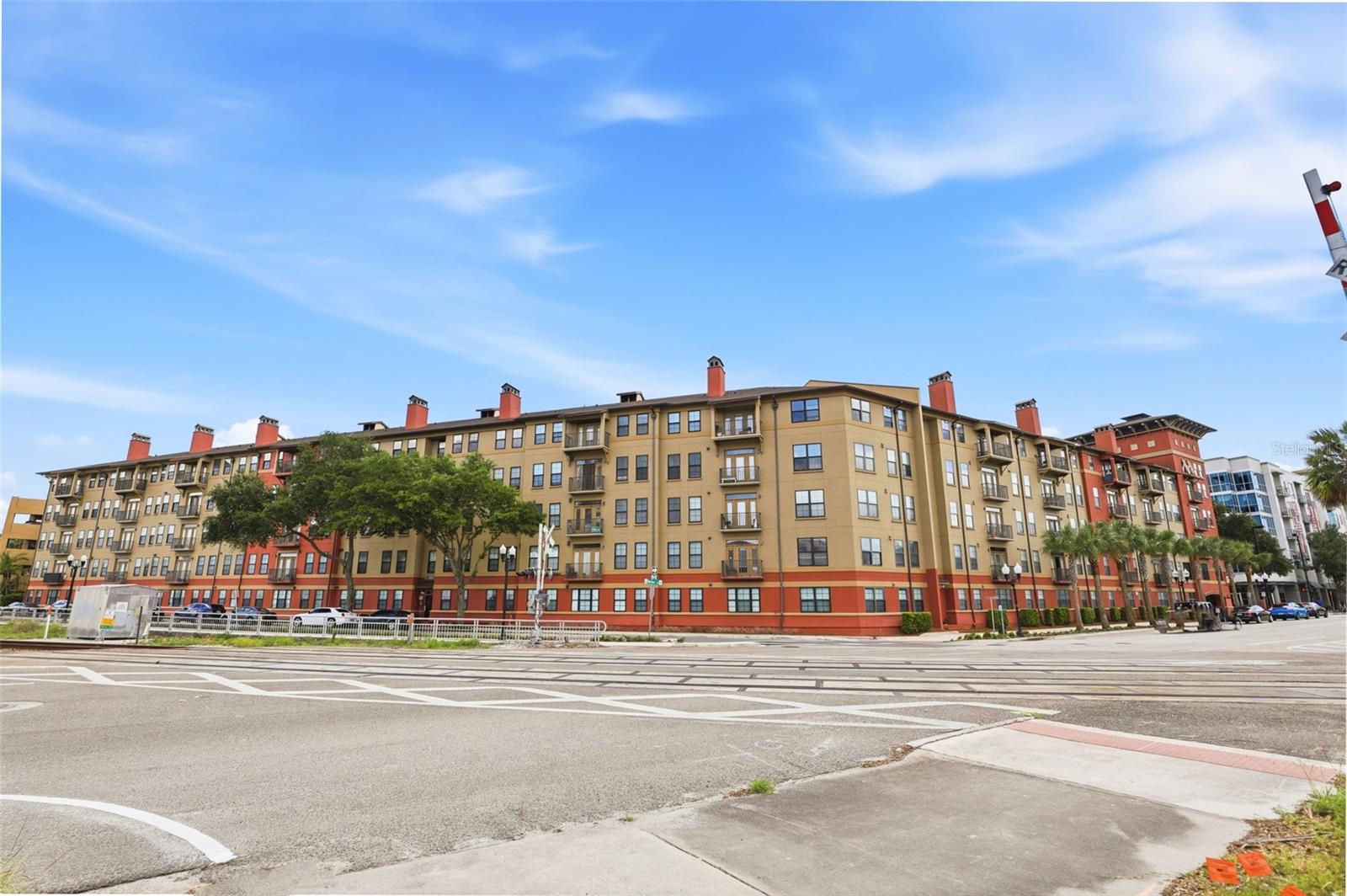 911 N ORANGE AVE #321, ORLANDO, FL, 32801