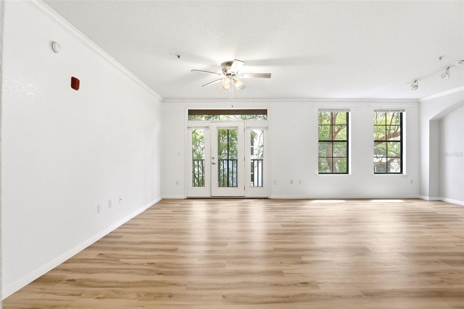 911 N ORANGE AVE #321, ORLANDO, FL, 32801