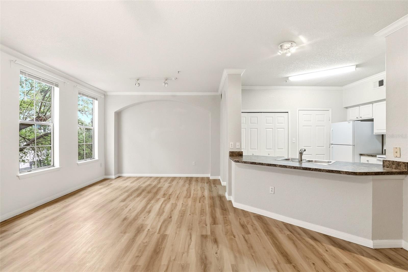 911 N ORANGE AVE #321, ORLANDO, FL, 32801