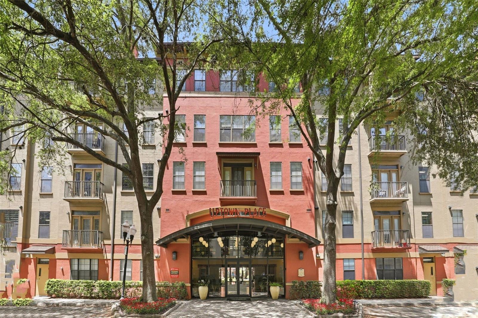 911 N ORANGE AVE #321, ORLANDO, FL, 32801