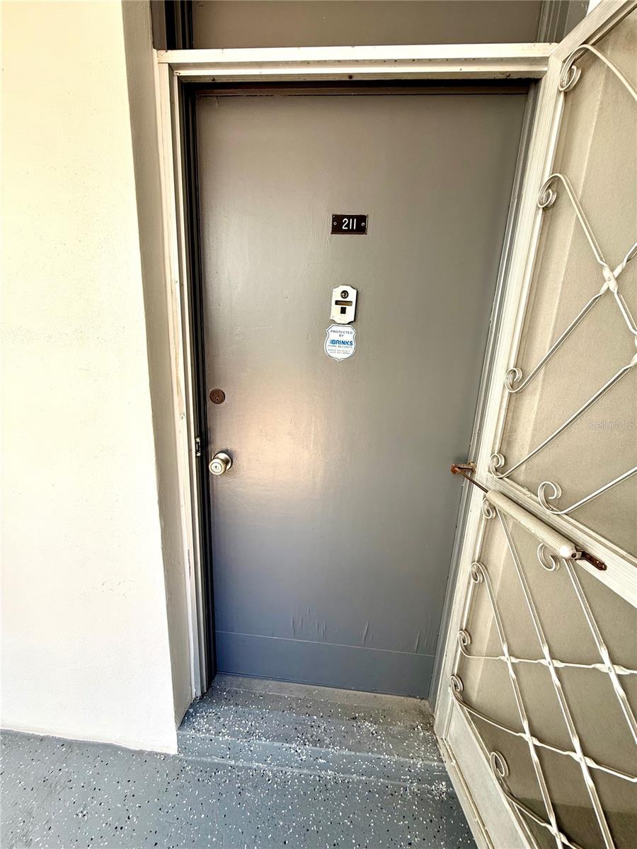 15600 NW 7TH AVE #211, MIAMI, FL, 33169