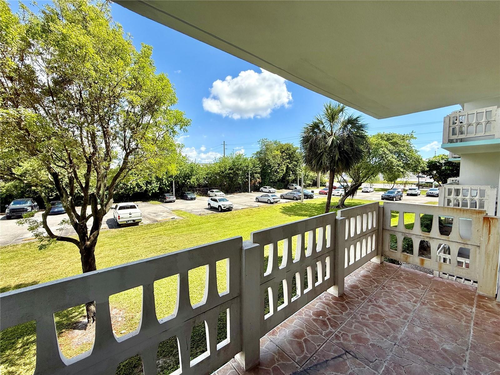 15600 NW 7TH AVE #211, MIAMI, FL, 33169