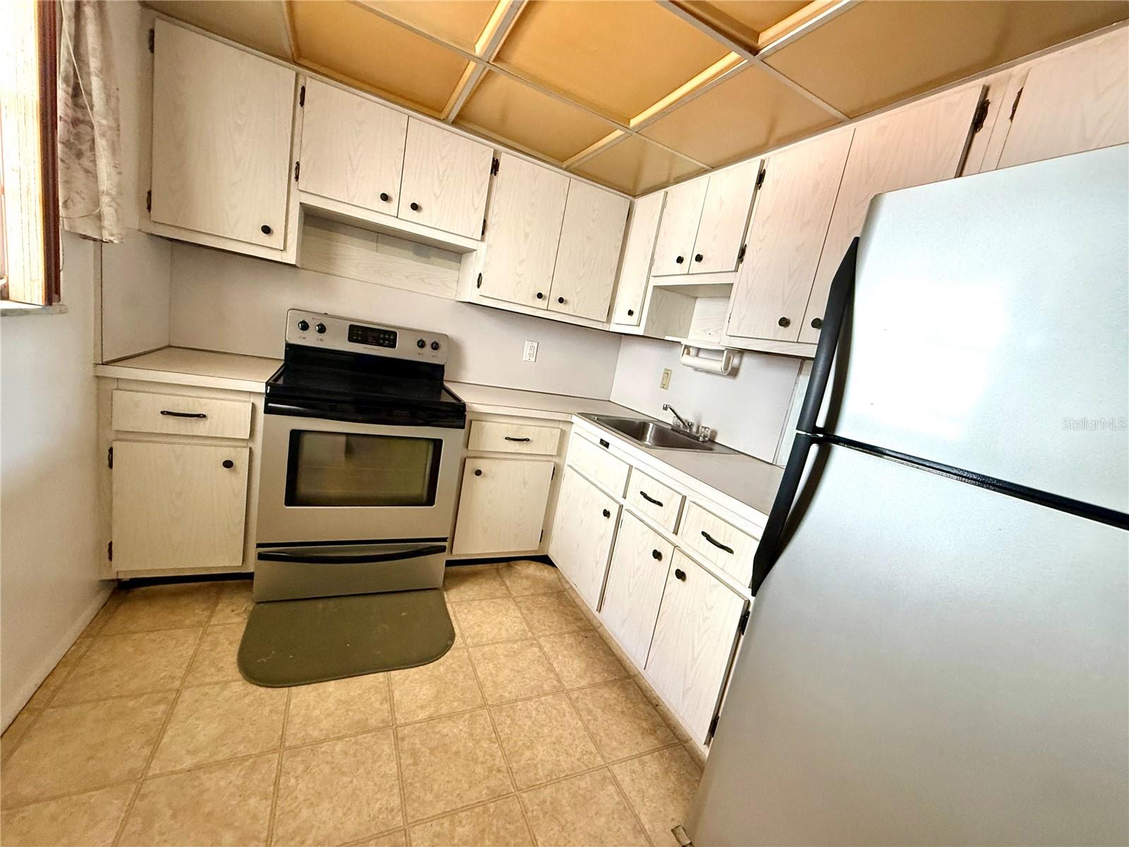 15600 NW 7TH AVE #211, MIAMI, FL, 33169