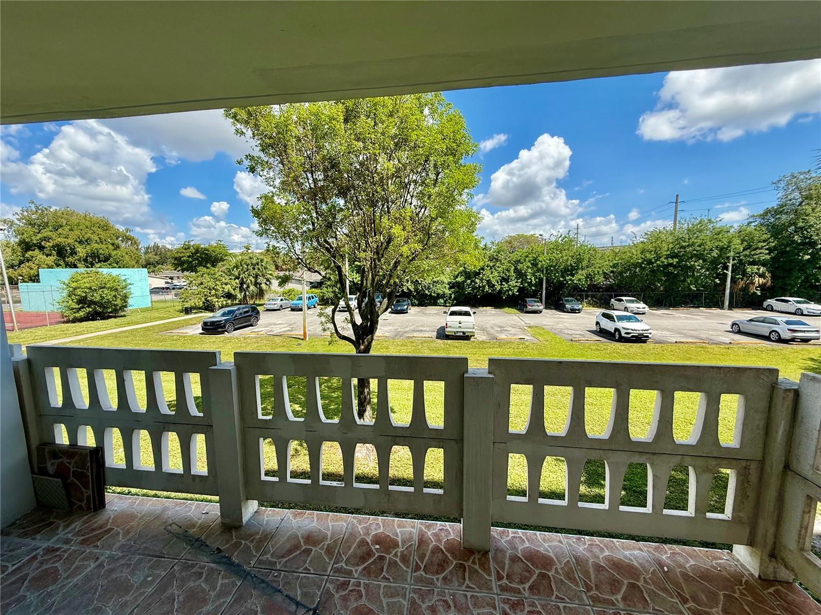 15600 NW 7TH AVE #211, MIAMI, FL, 33169