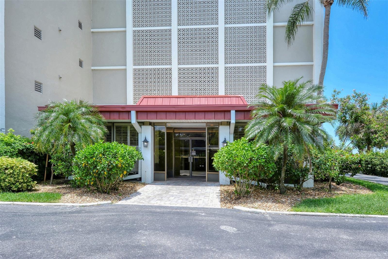1100 IMPERIAL DR #108, SARASOTA, FL, 34236