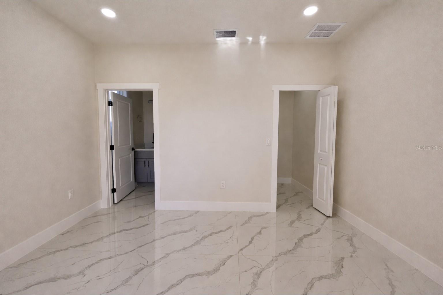 4820/4822 24TH ST SW, LEHIGH ACRES, FL, 33973