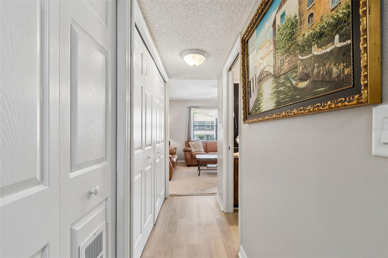 1319 ABBEY CRESCENT LN, CLEARWATER, FL, 33759