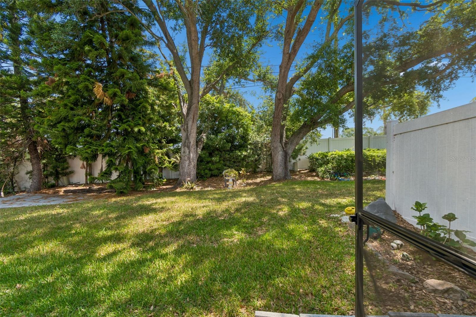 1319 ABBEY CRESCENT LN, CLEARWATER, FL, 33759