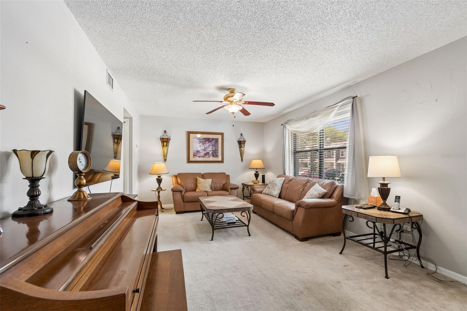 1319 ABBEY CRESCENT LN, CLEARWATER, FL, 33759