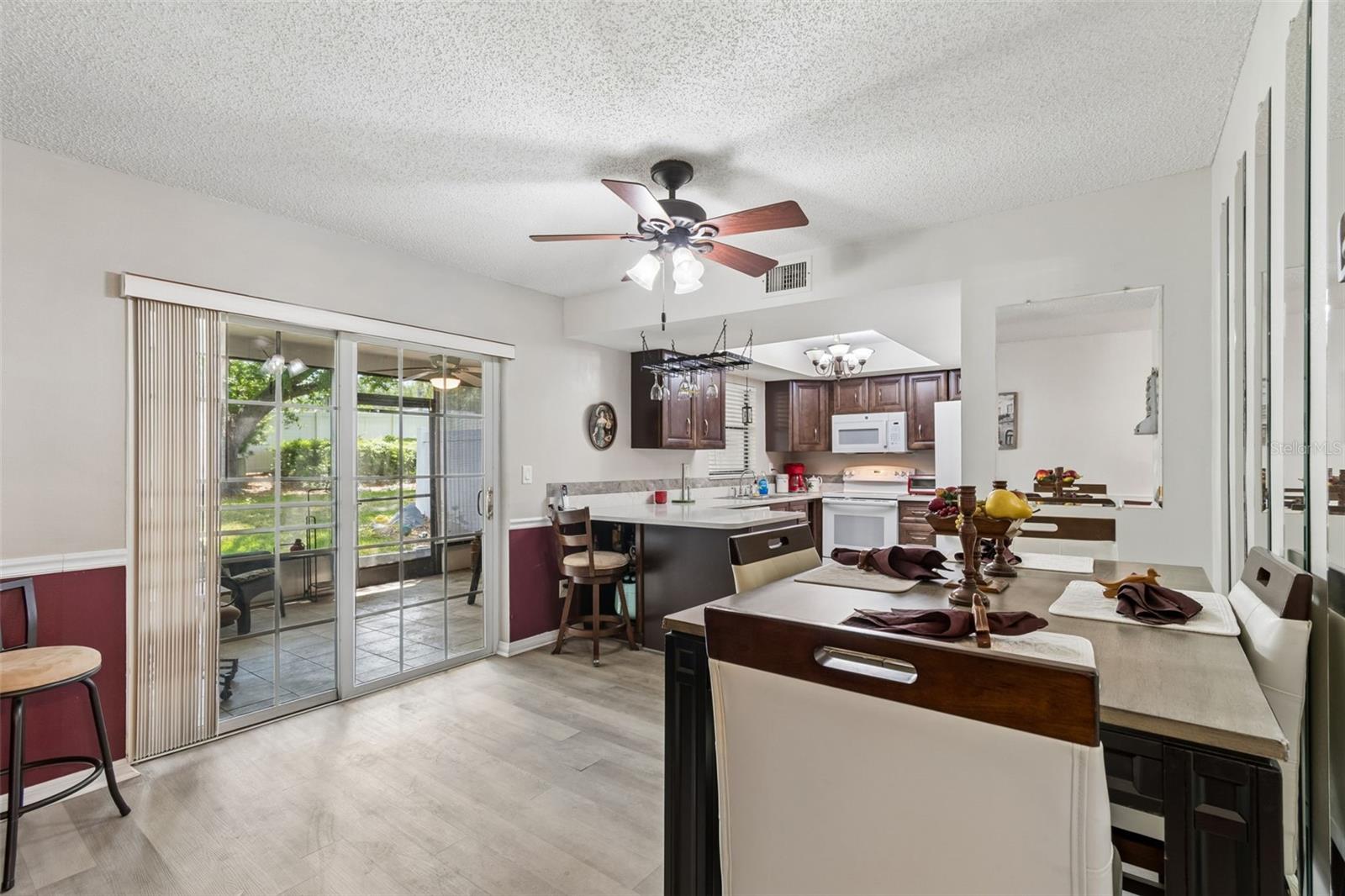 1319 ABBEY CRESCENT LN, CLEARWATER, FL, 33759