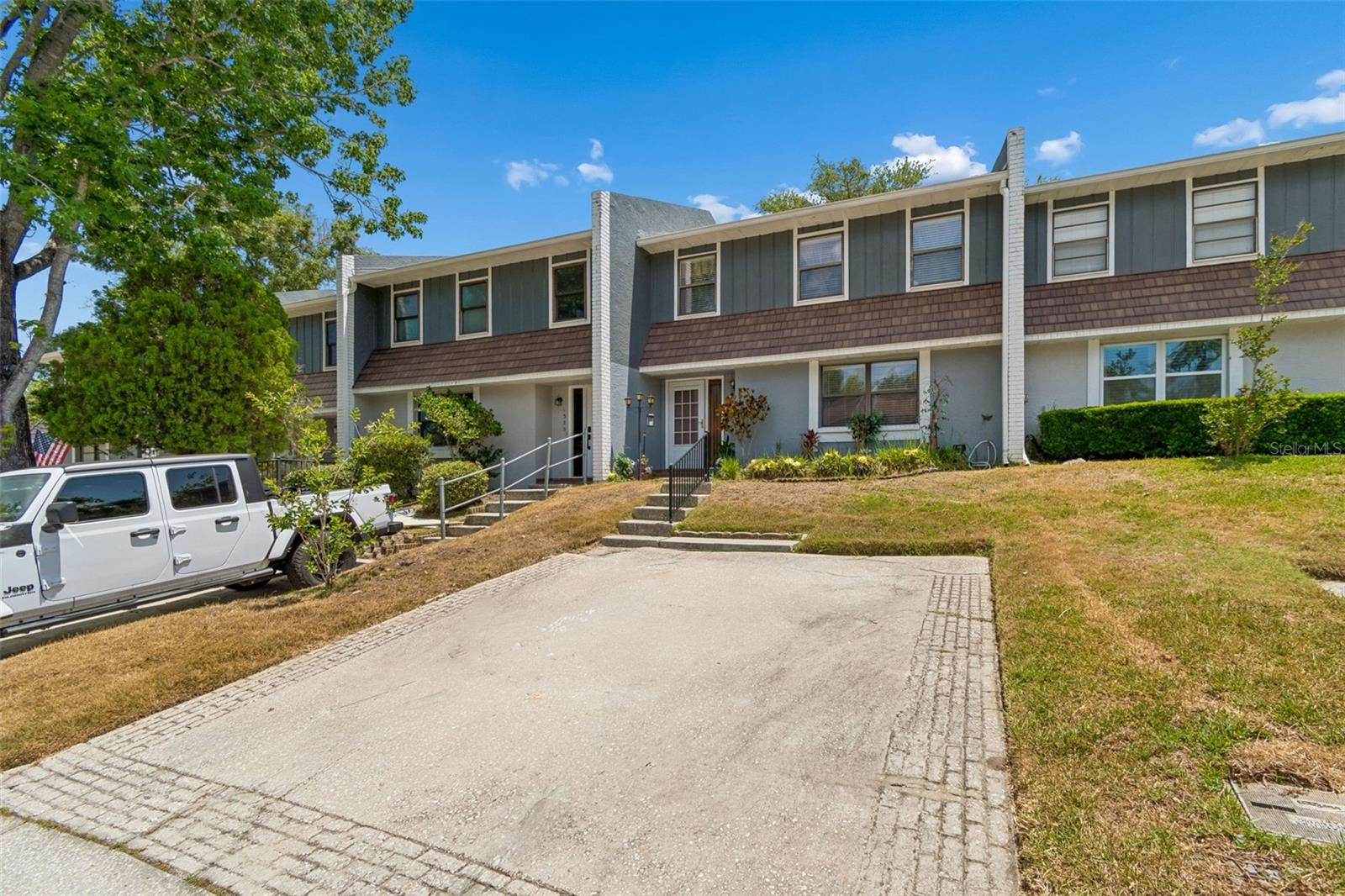 1319 ABBEY CRESCENT LN, CLEARWATER, FL, 33759