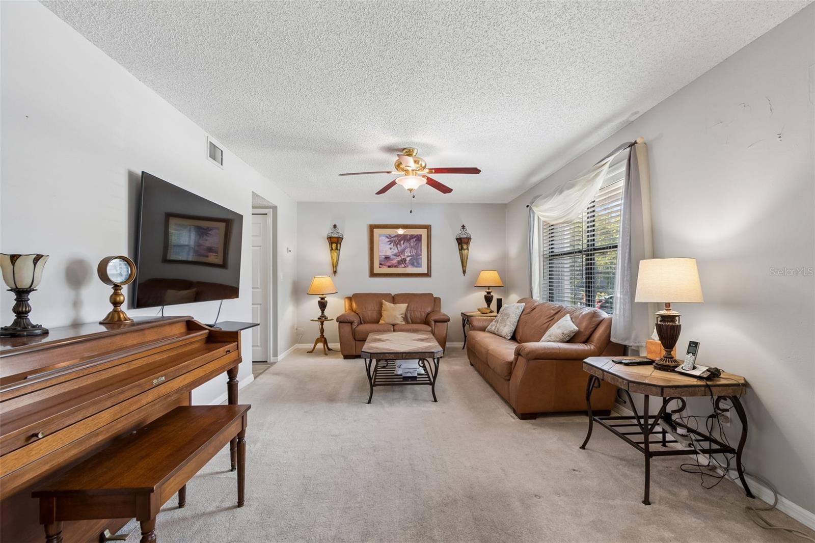 1319 ABBEY CRESCENT LN, CLEARWATER, FL, 33759