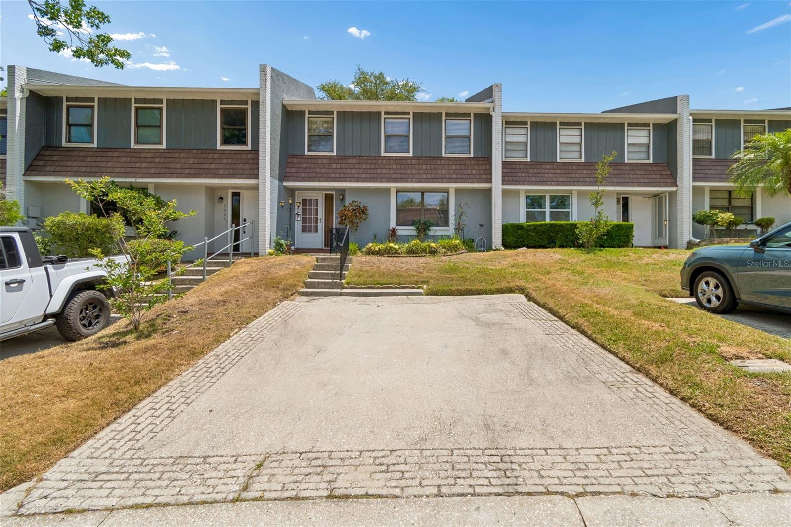 1319 ABBEY CRESCENT LN, CLEARWATER, FL, 33759