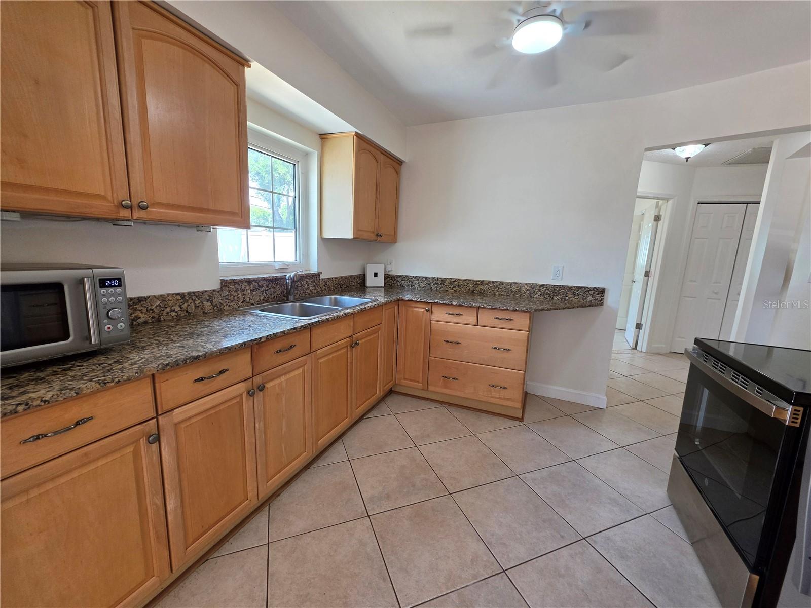 6033 38TH AVE N, ST PETERSBURG, FL, 33710