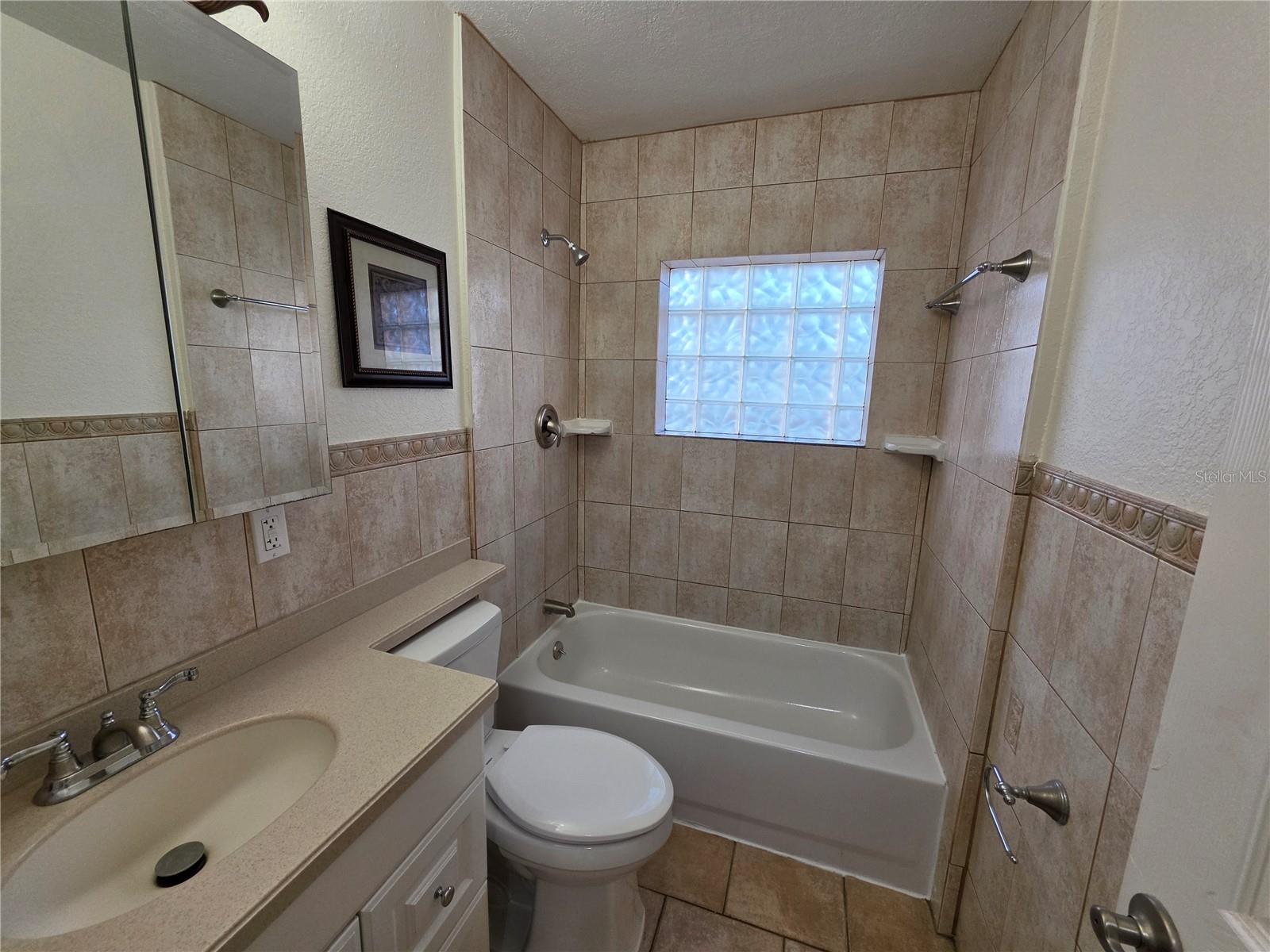 6033 38TH AVE N, ST PETERSBURG, FL, 33710