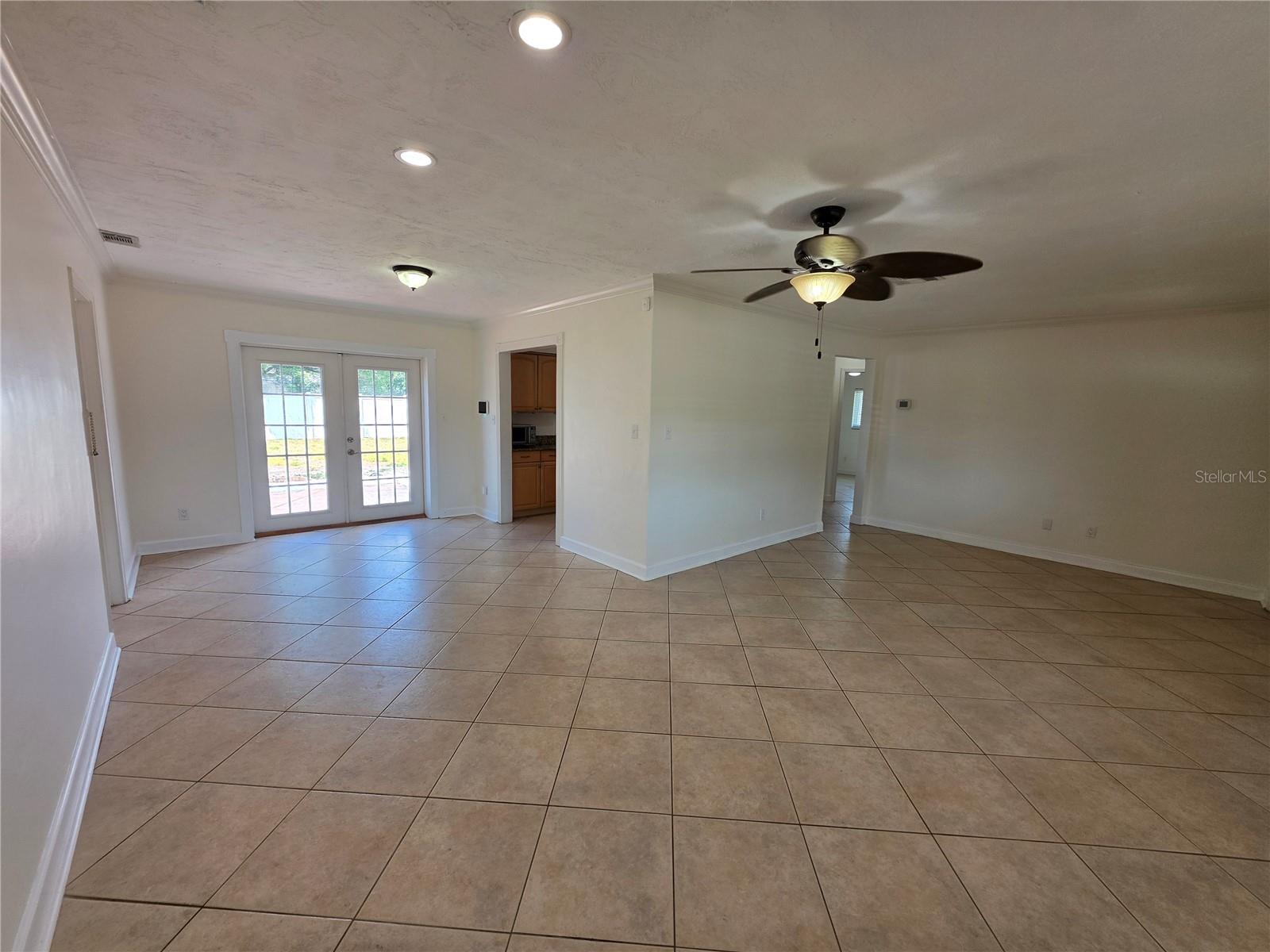 6033 38TH AVE N, ST PETERSBURG, FL, 33710