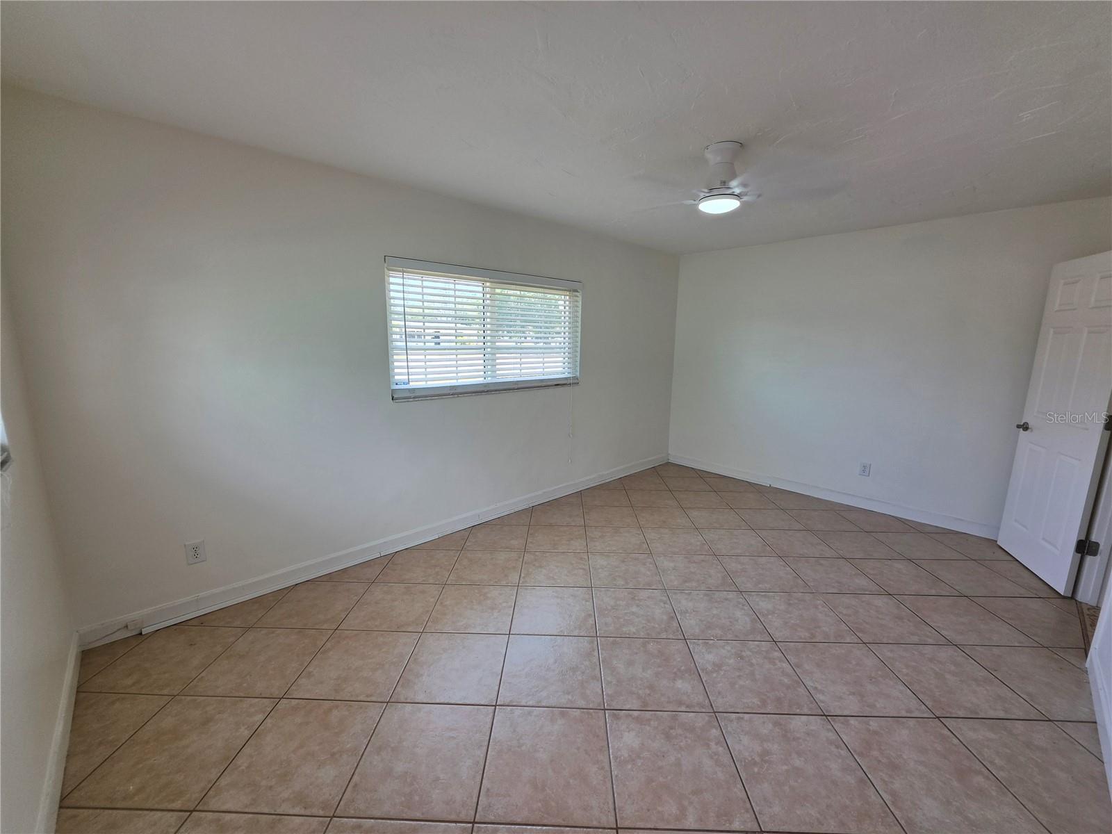 6033 38TH AVE N, ST PETERSBURG, FL, 33710
