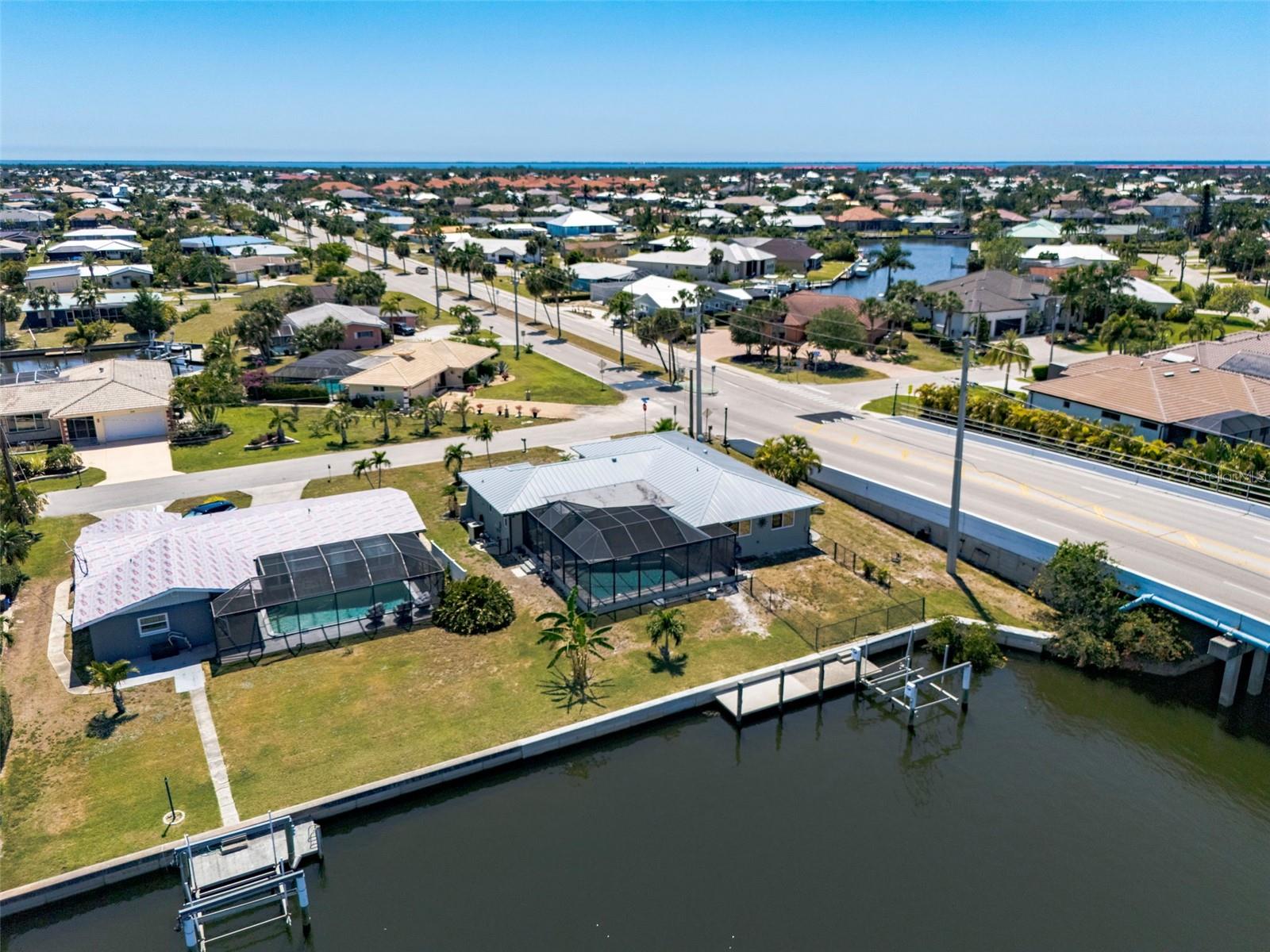 200 BELAIRE CT, PUNTA GORDA, FL, 33950