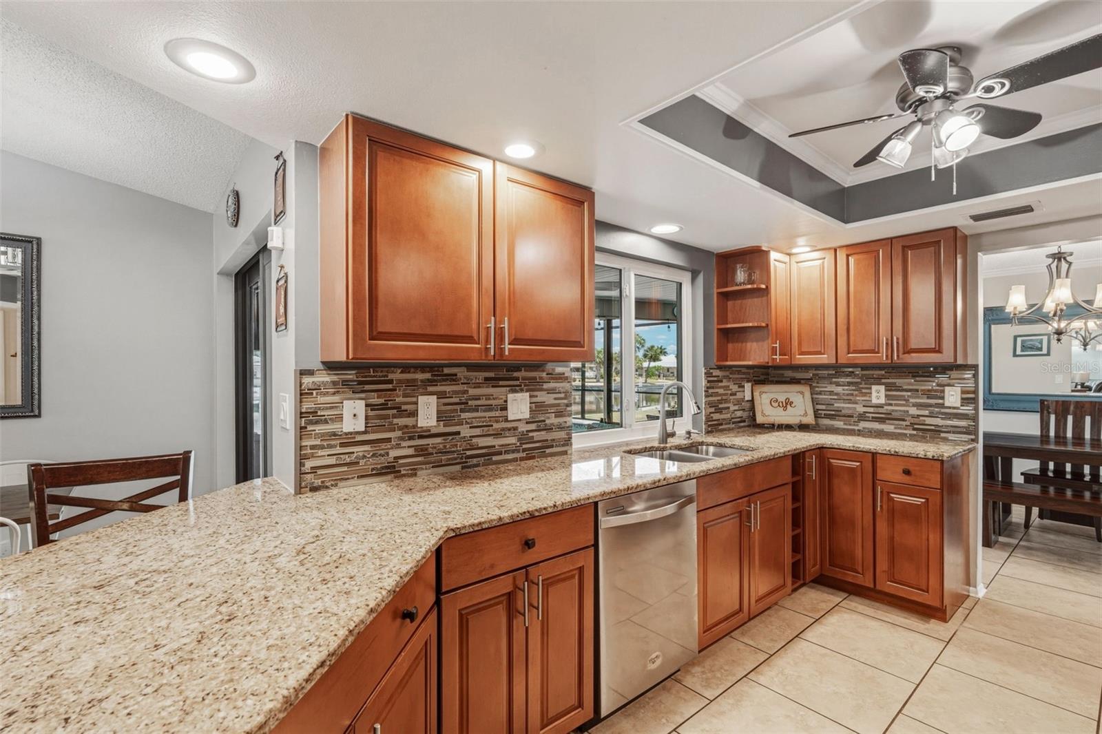 200 BELAIRE CT, PUNTA GORDA, FL, 33950
