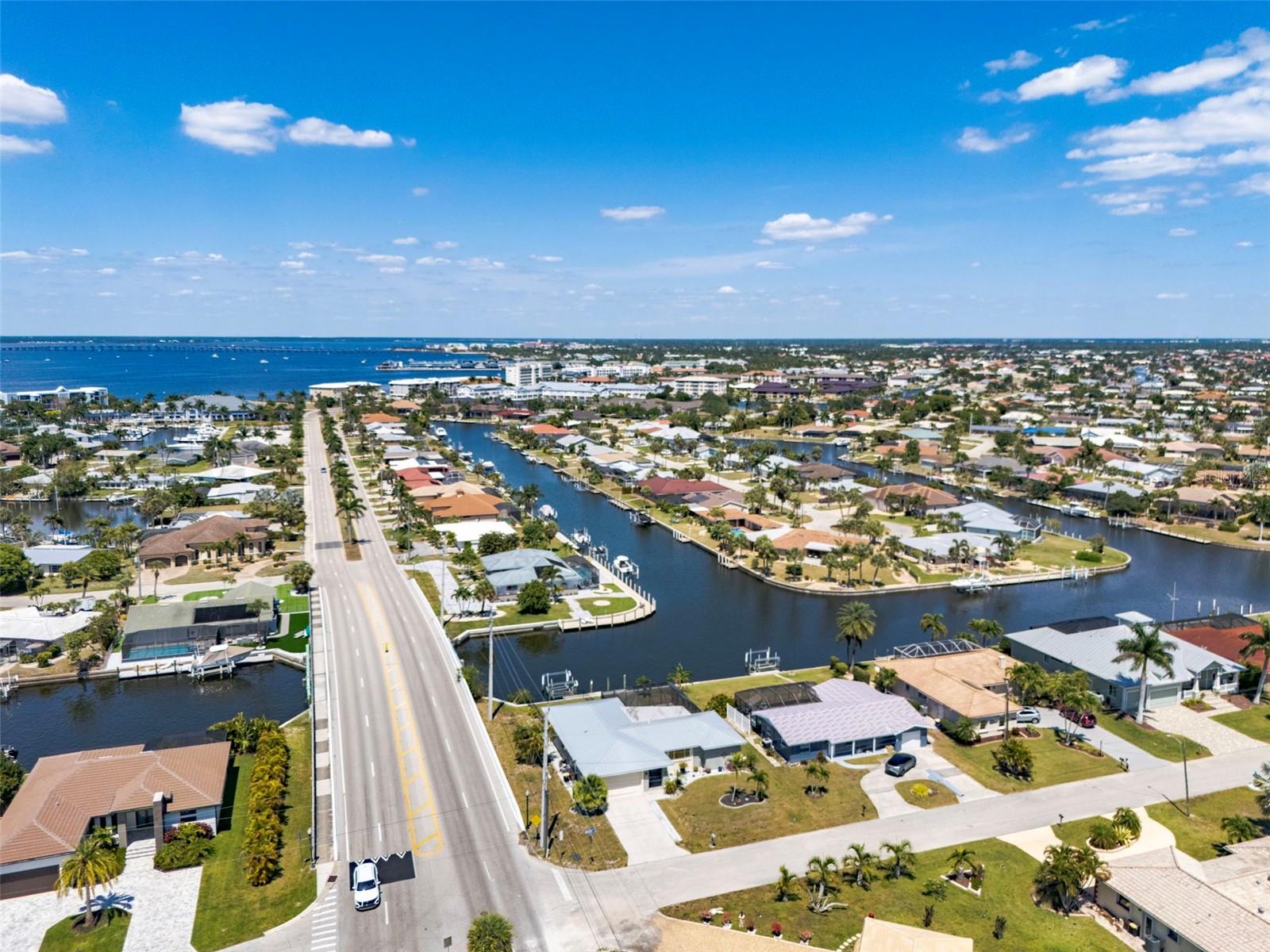 200 BELAIRE CT, PUNTA GORDA, FL, 33950