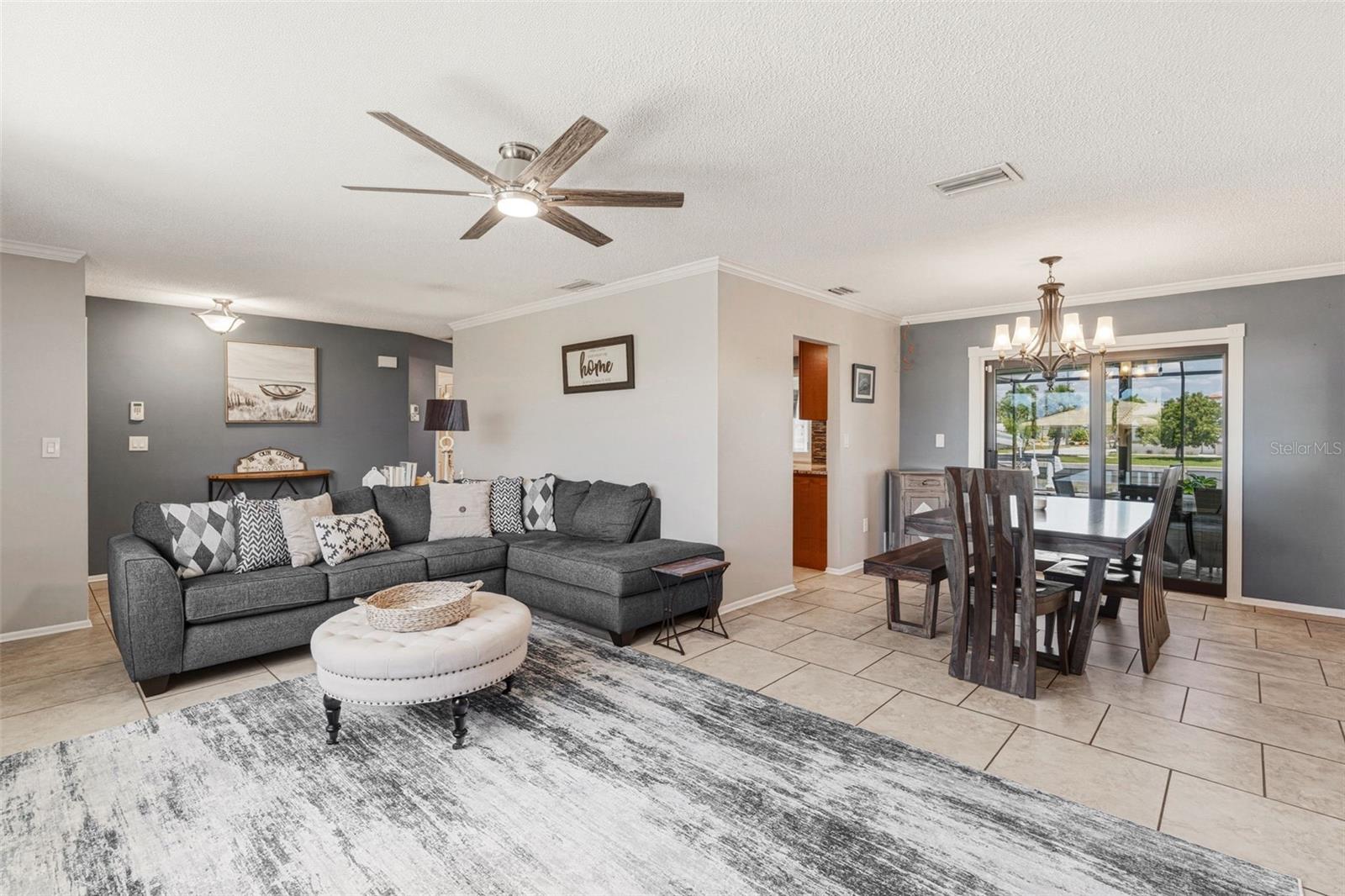 200 BELAIRE CT, PUNTA GORDA, FL, 33950