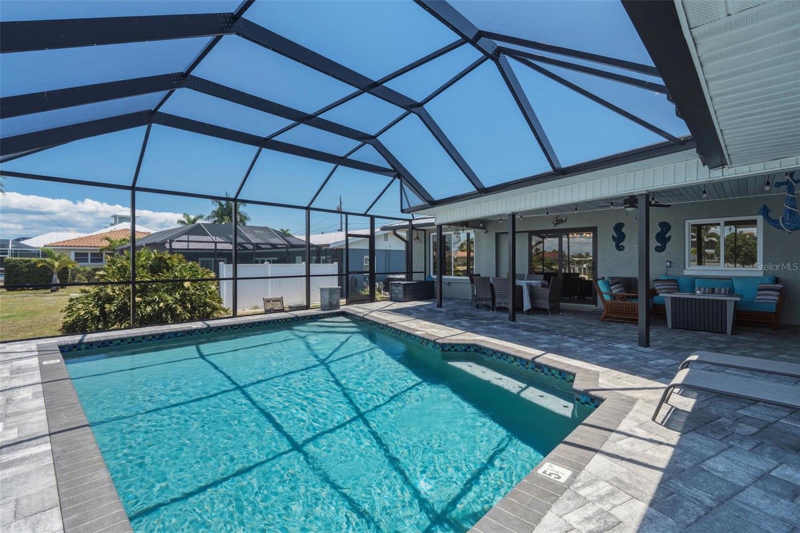 200 BELAIRE CT, PUNTA GORDA, FL, 33950