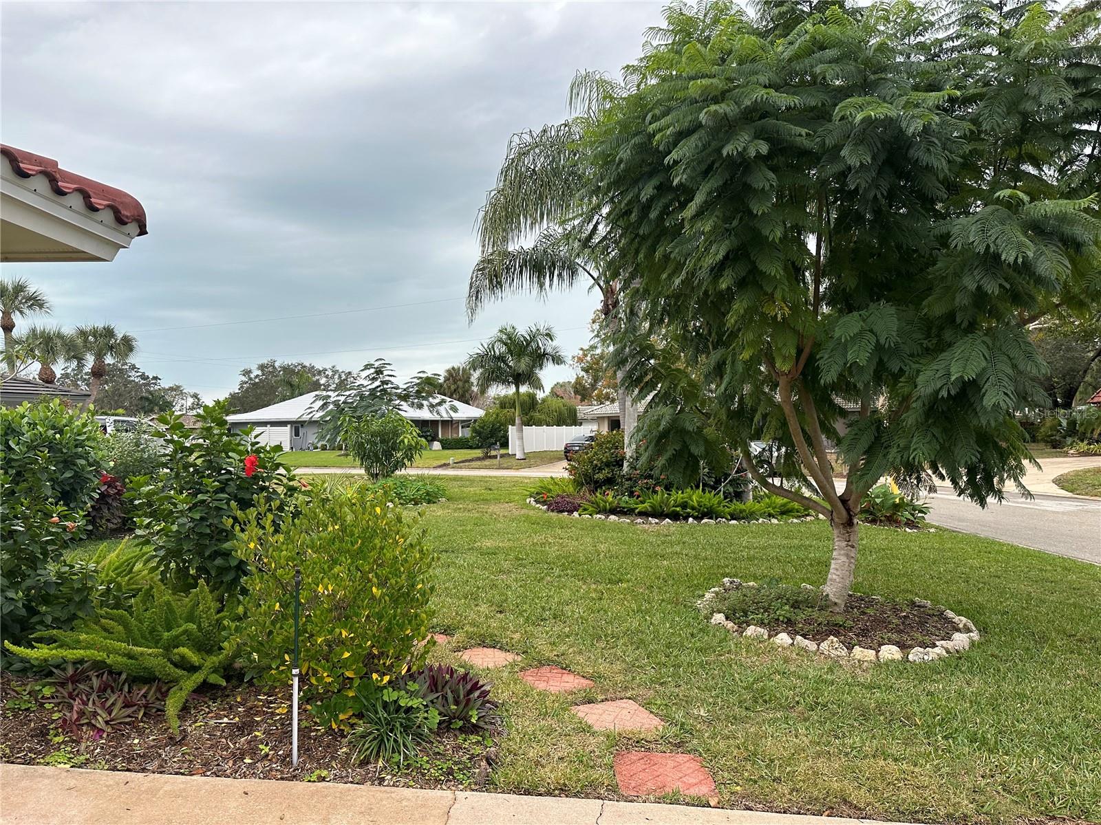 1883 RIVIERA CIR, SARASOTA, FL, 34232