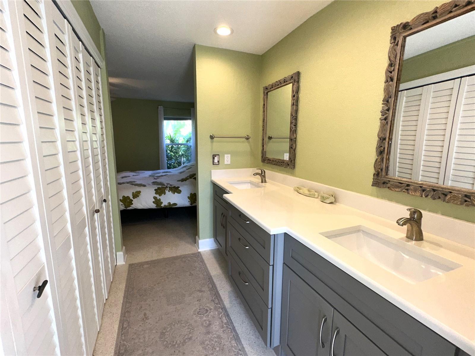 1883 RIVIERA CIR, SARASOTA, FL, 34232