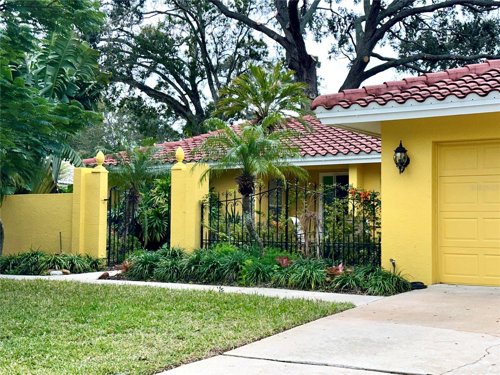 1883 RIVIERA CIR, SARASOTA, FL, 34232
