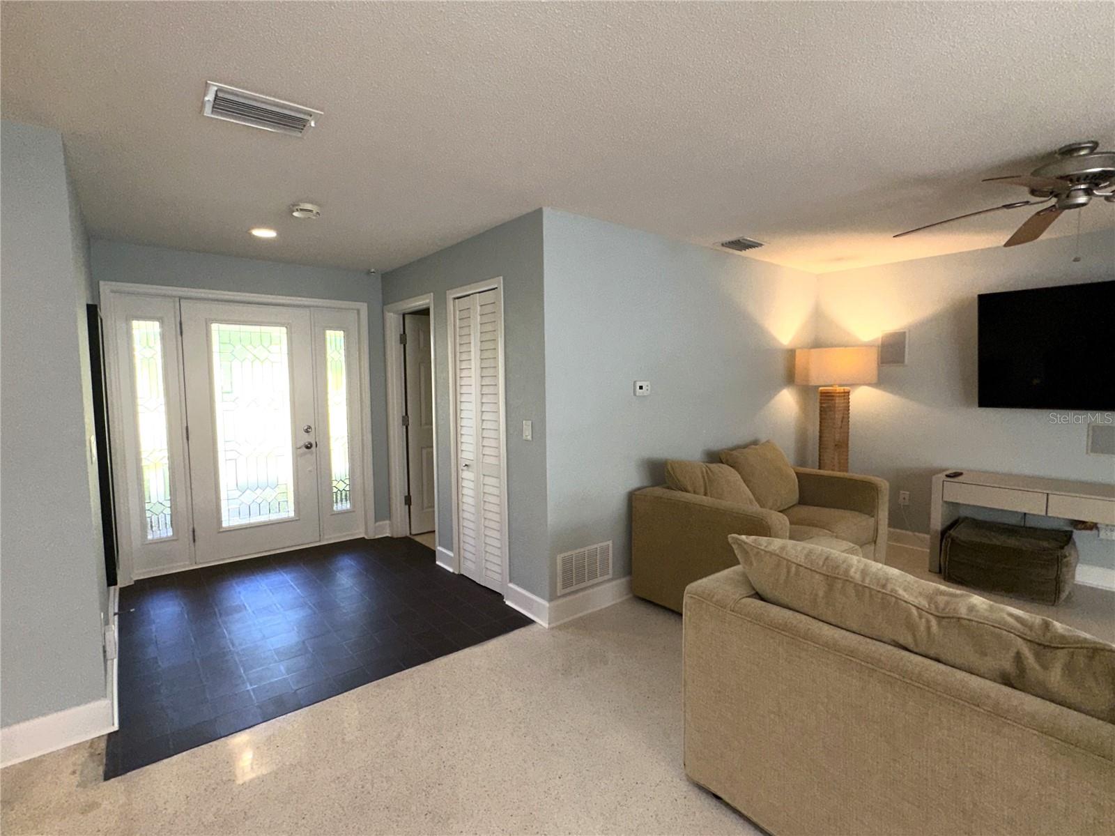 1883 RIVIERA CIR, SARASOTA, FL, 34232