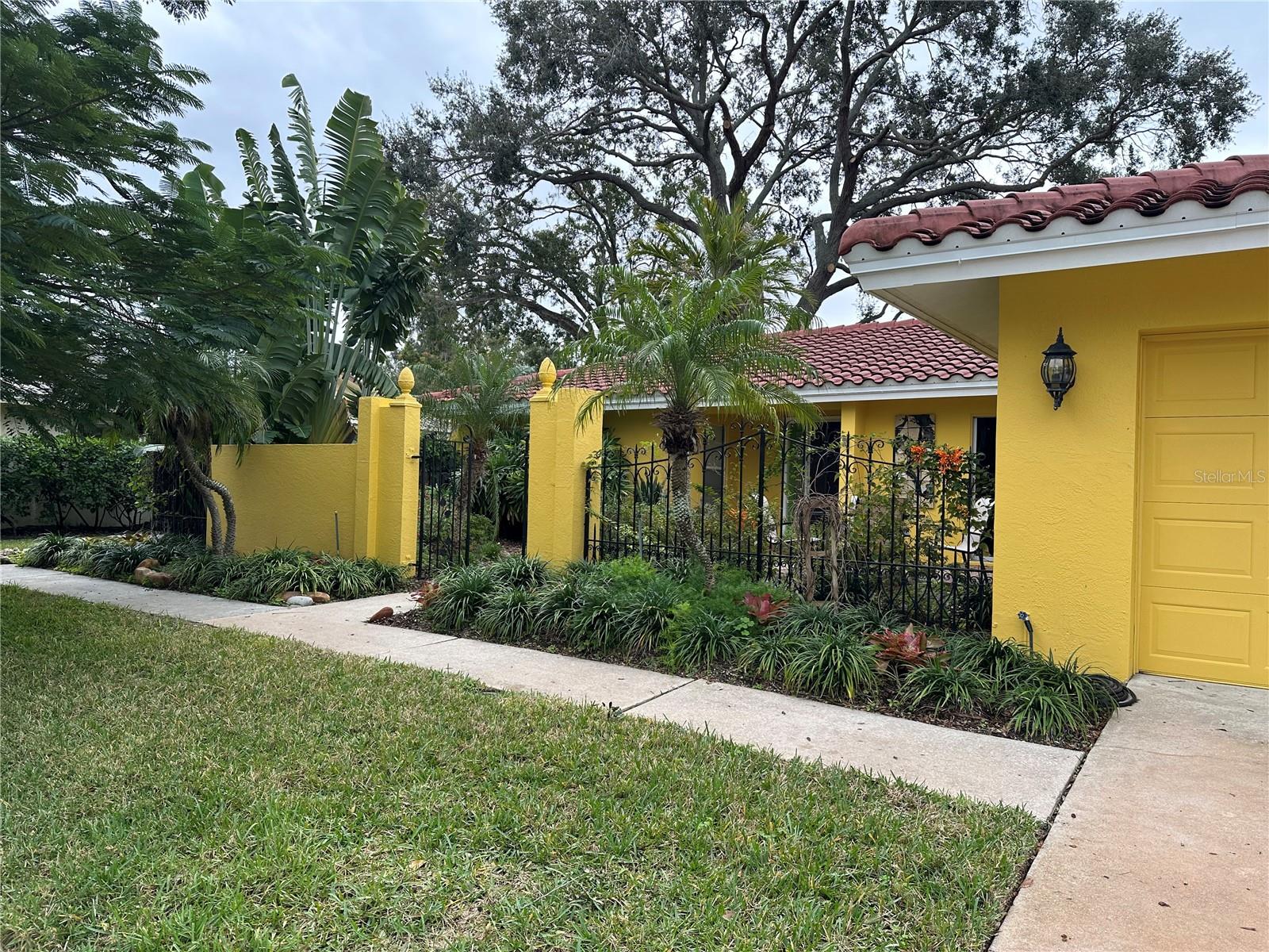 1883 RIVIERA CIR, SARASOTA, FL, 34232