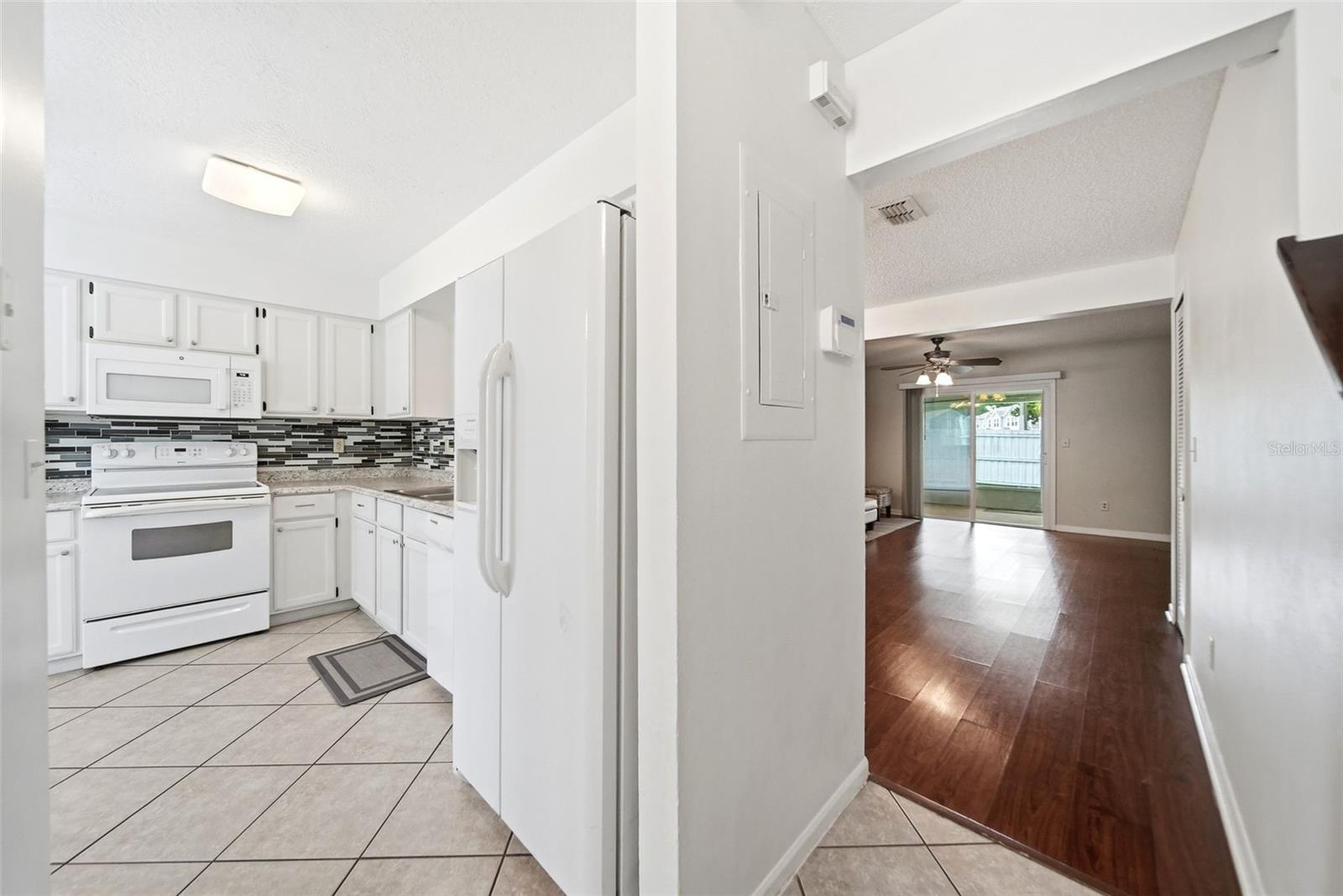 585 SHADOW GLENN PL, WINTER SPRINGS, FL, 32708