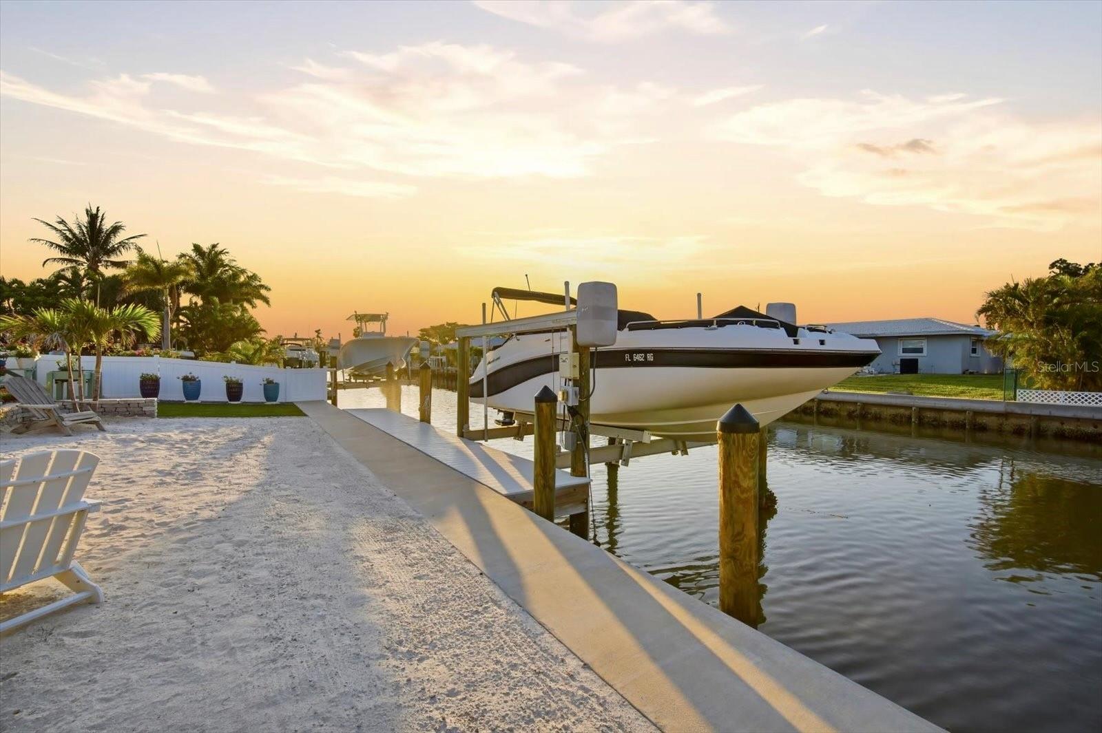 617 DUNDEE LN, HOLMES BEACH, FL, 34217