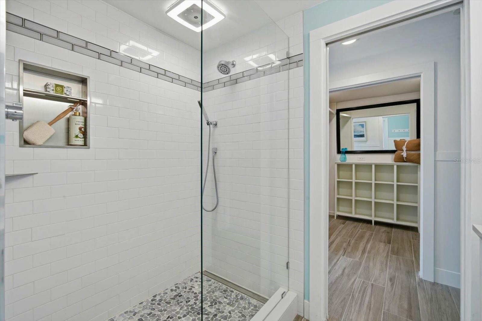 617 DUNDEE LN, HOLMES BEACH, FL, 34217