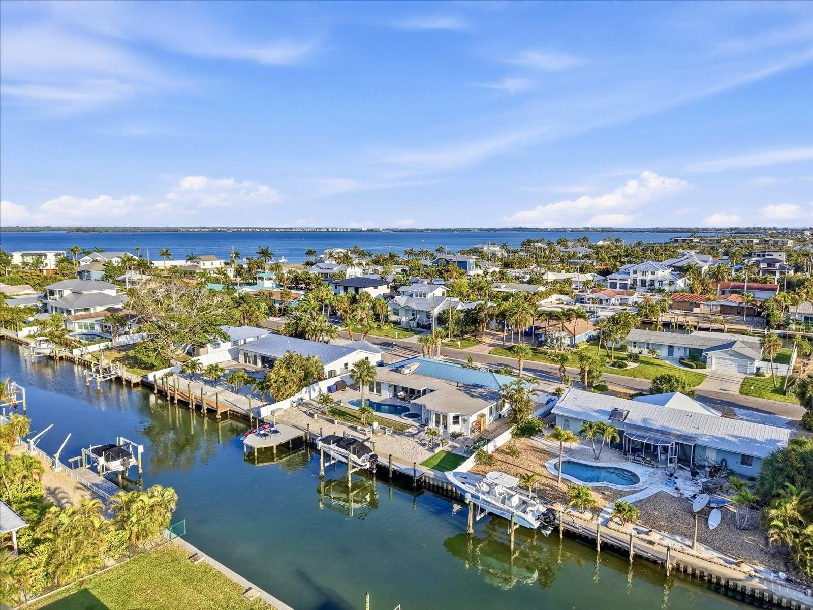 617 DUNDEE LN, HOLMES BEACH, FL, 34217