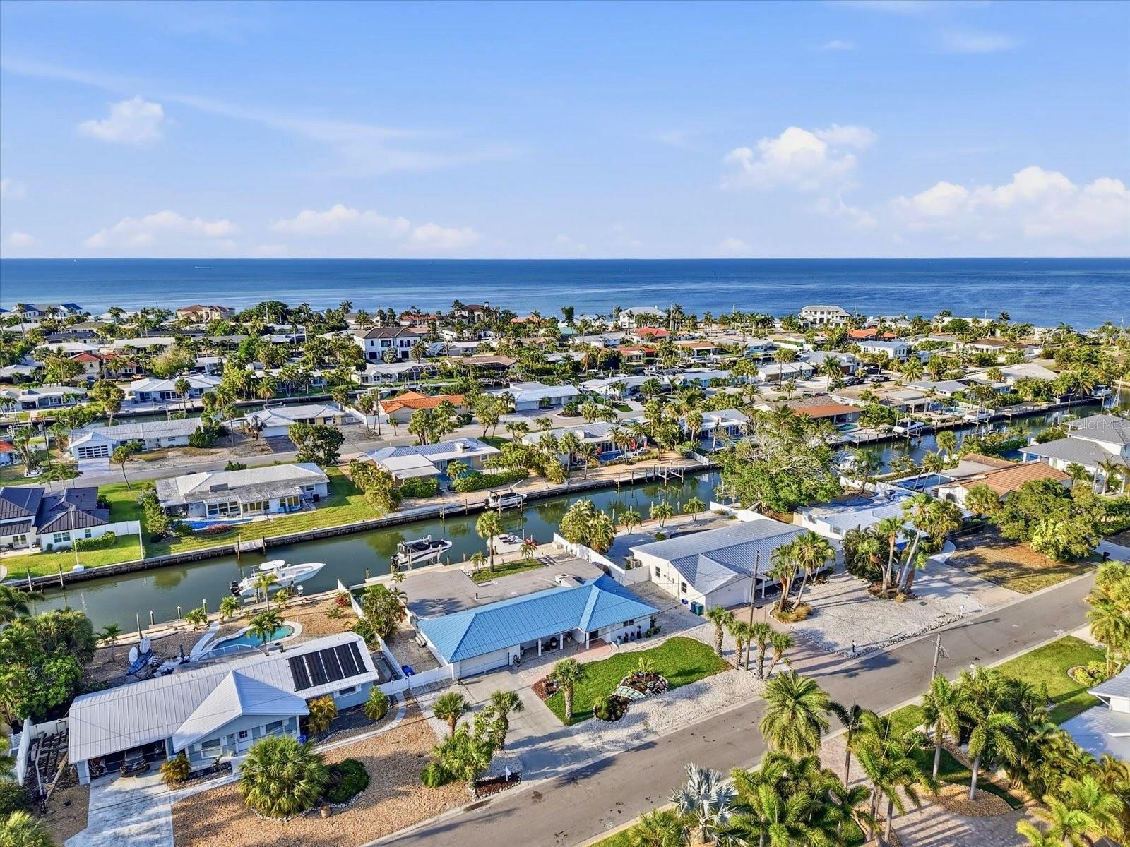 617 DUNDEE LN, HOLMES BEACH, FL, 34217