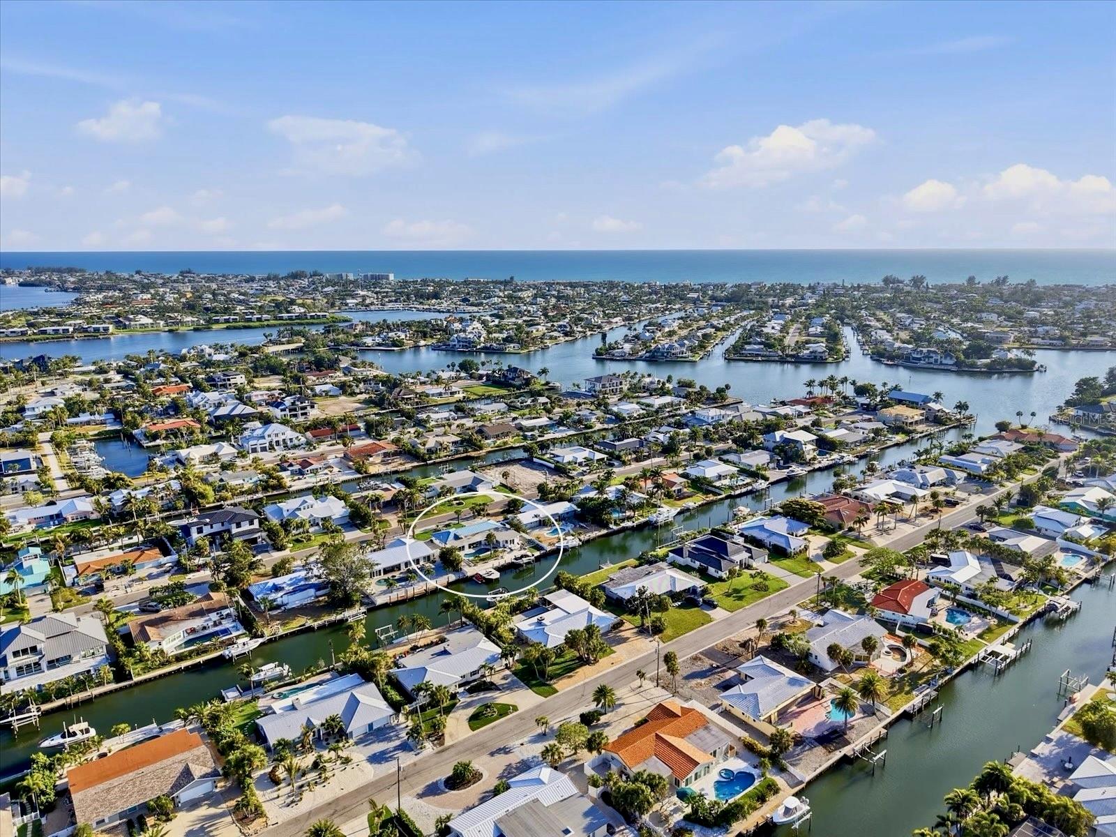 617 DUNDEE LN, HOLMES BEACH, FL, 34217