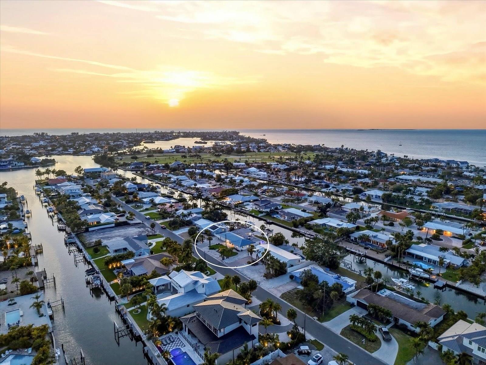 617 DUNDEE LN, HOLMES BEACH, FL, 34217