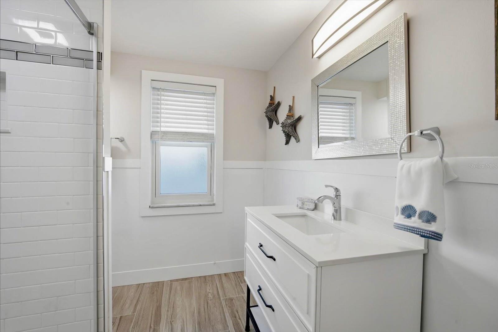 617 DUNDEE LN, HOLMES BEACH, FL, 34217