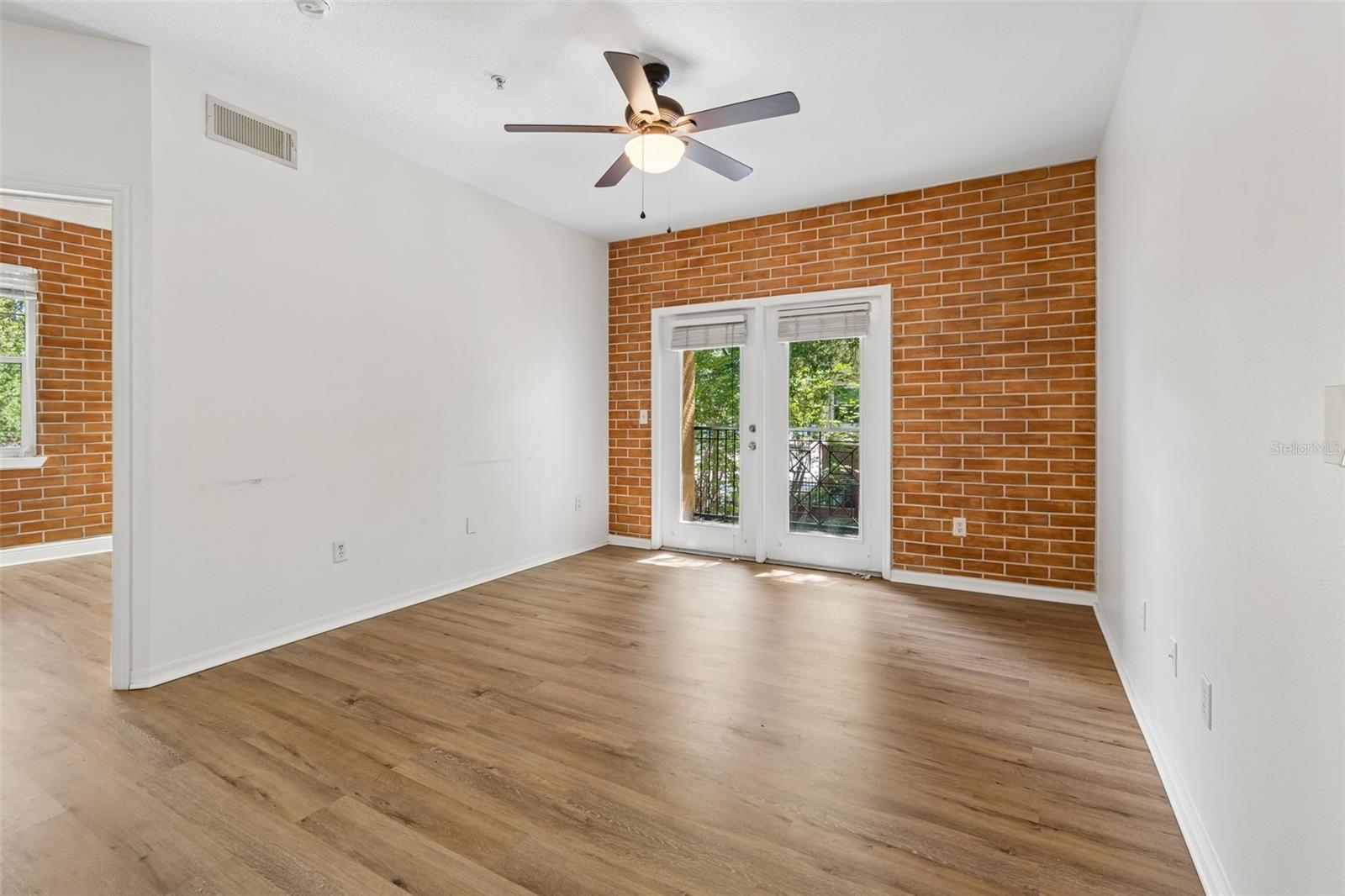 2010 E PALM AVE #14202, TAMPA, FL, 33605