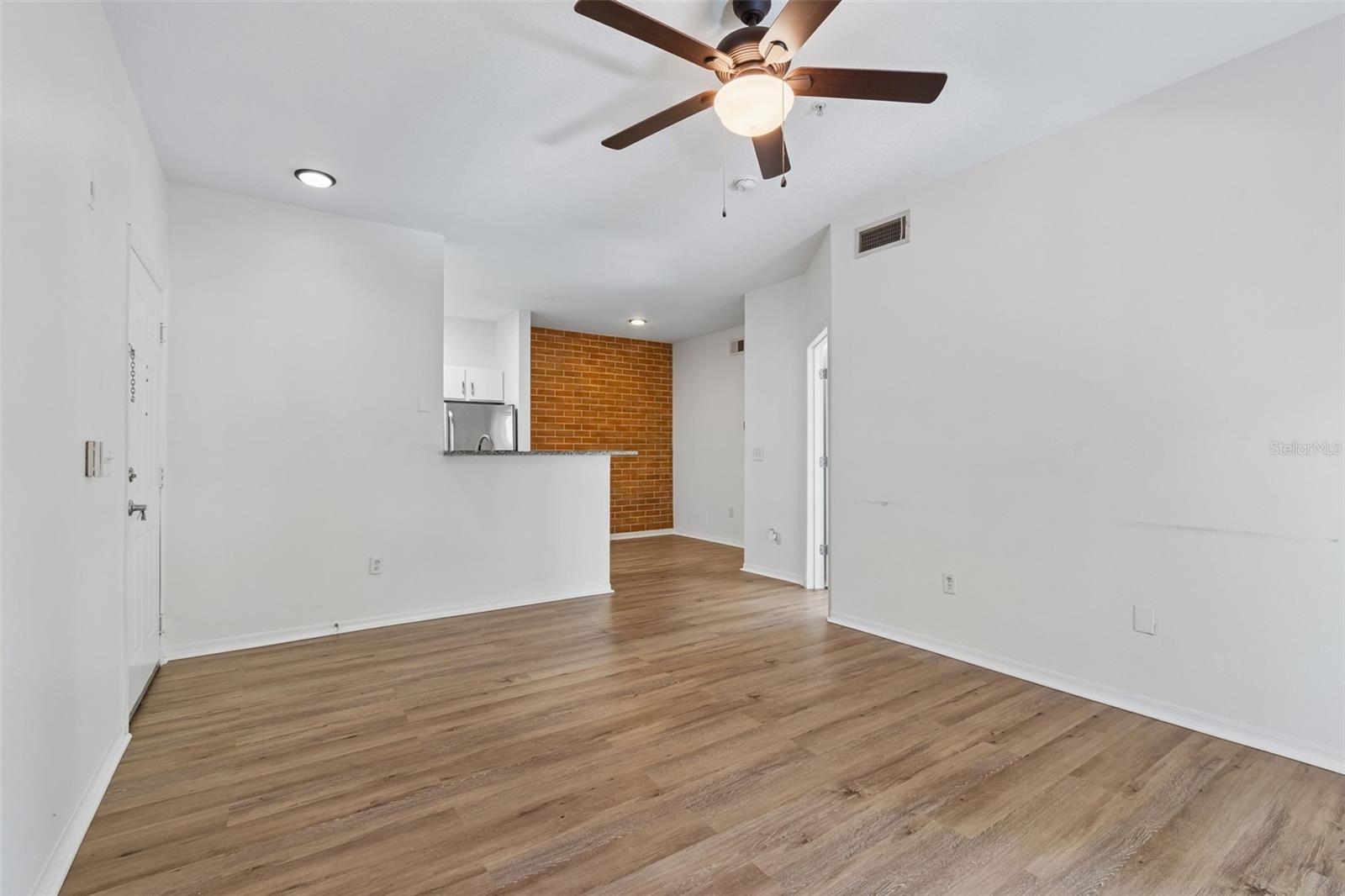 2010 E PALM AVE #14202, TAMPA, FL, 33605