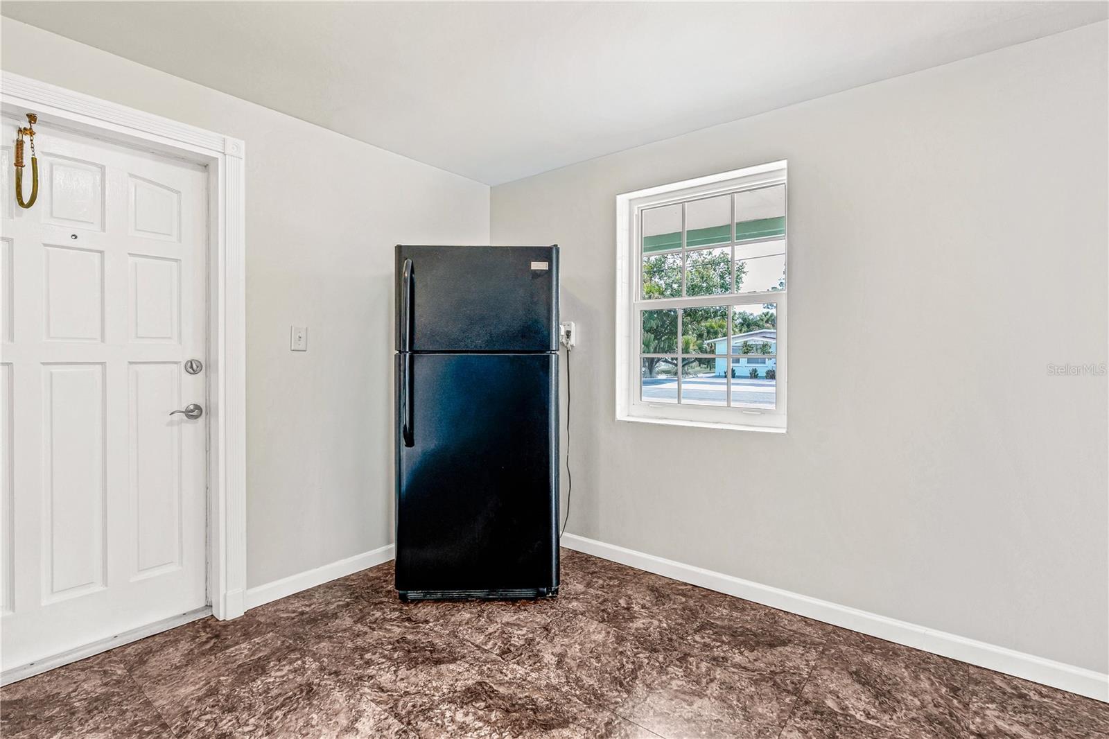 916 FLAGLER AVE, EDGEWATER, FL, 32132